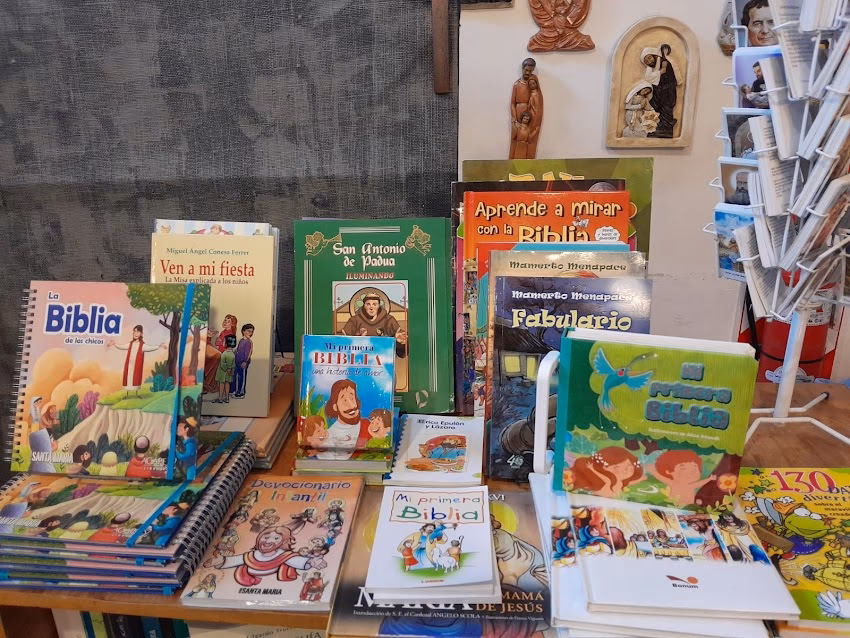 Agape Libros San Isidro