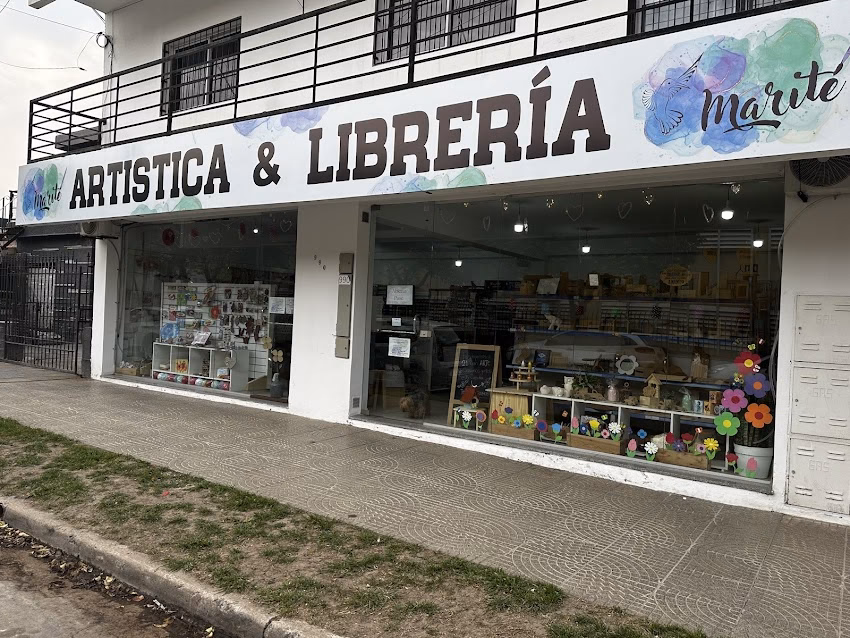 Artística y librería Marité