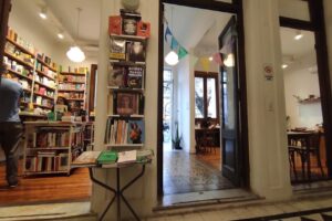 Atlántica Libros y Café