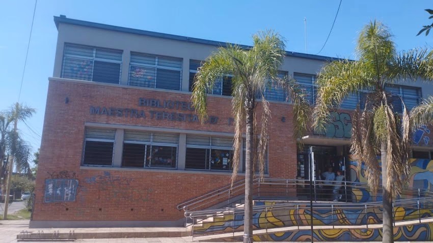 Biblioteca Maestra Teresita Cepeda