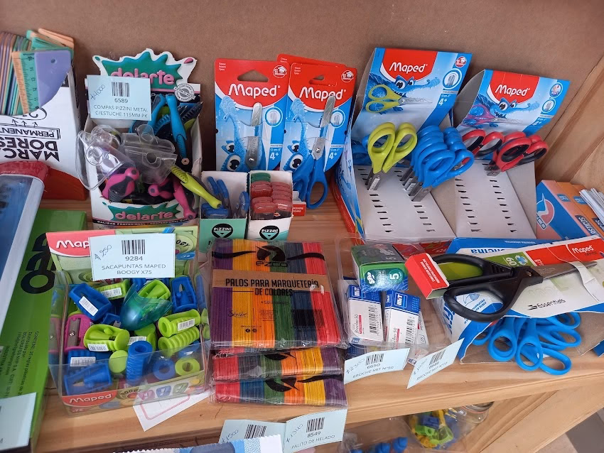 Cattleya librería y fotocopiadora