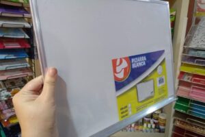 Crear Artículos escolares y Enseñanza Primaria