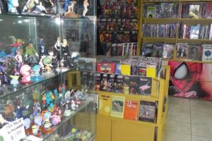 CrossOver Comics Store