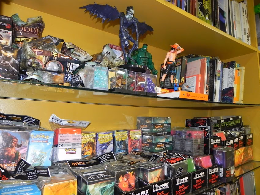 CrossOver Comics Store