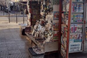 Diarios Y Revistas Emmanuel