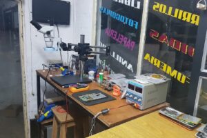 El Aguila Librería Servicio Tecnico Celulares