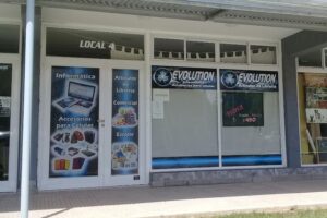 Evolution informatica y libreria Local 4