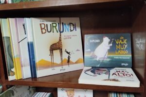 Hasta La Luna En Cuentos