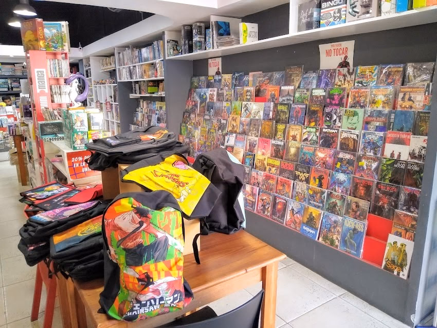 Invictvs Juguetería y Comiqueria