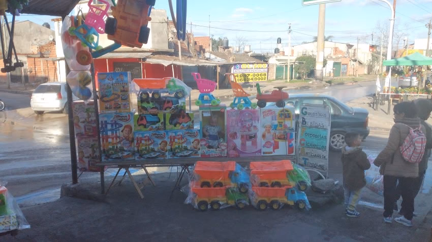 Jugueteria Librería y Kiosco Zeba