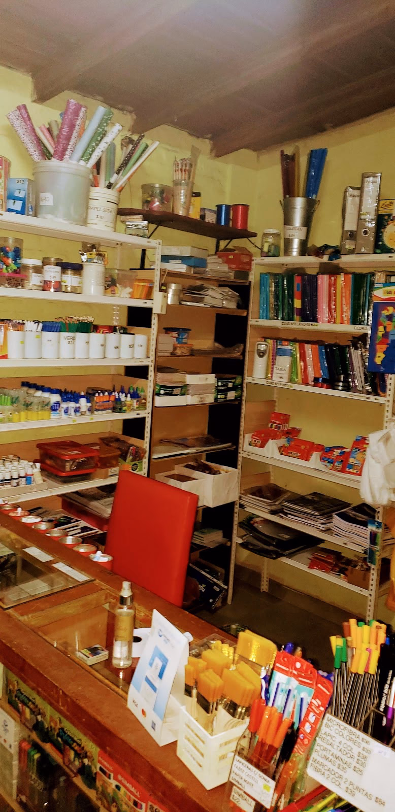 Kiosco y Libreria escolar Mandacaru