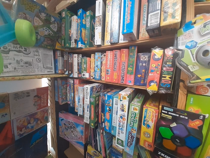 La Oruga Magica venta artde Libreria Jugueteria