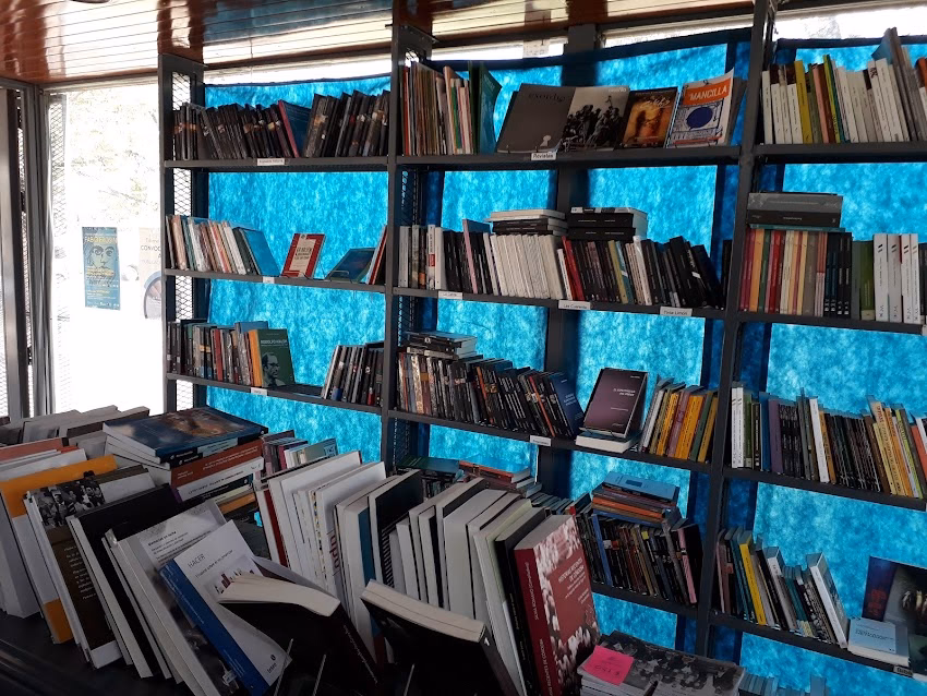 Librería 1918 Editorial Unc