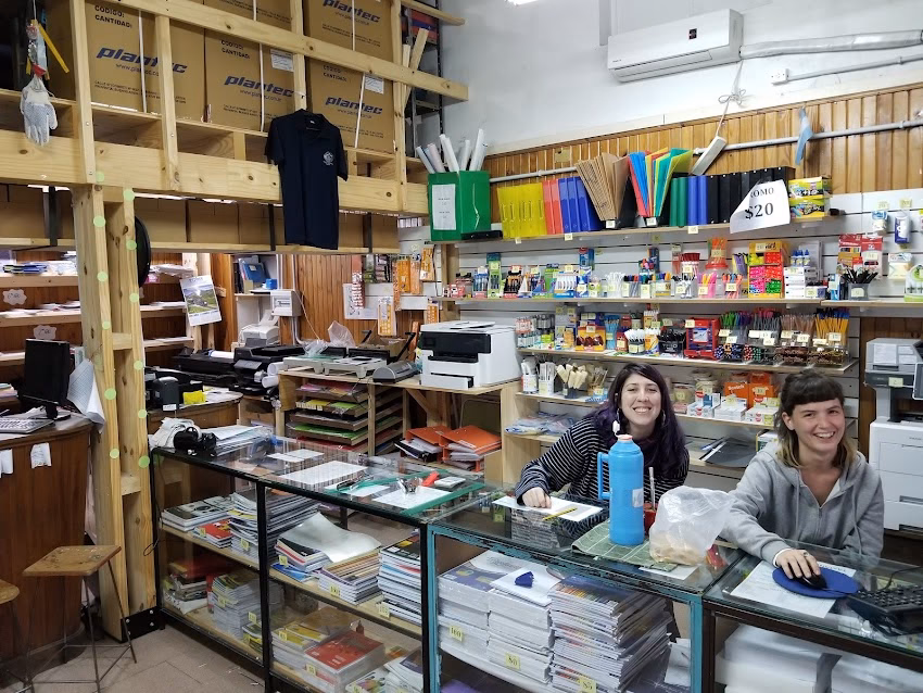 Librería Eis Apaeis