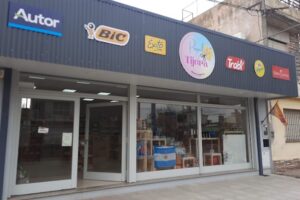 Libreria Papel y Tijera