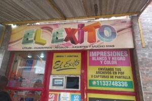 Libreria y jugueteria El éxito