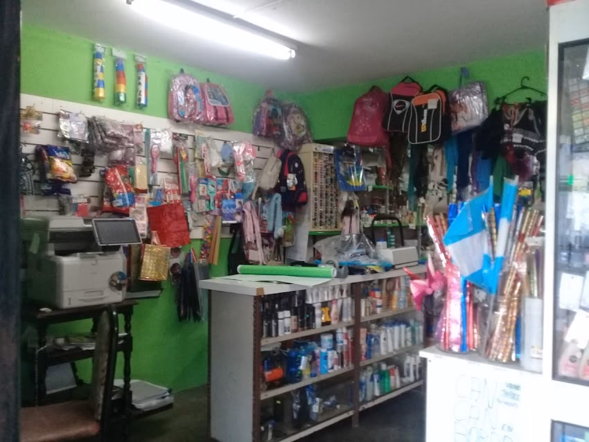 Libreria y regaleria los 3 hermanos