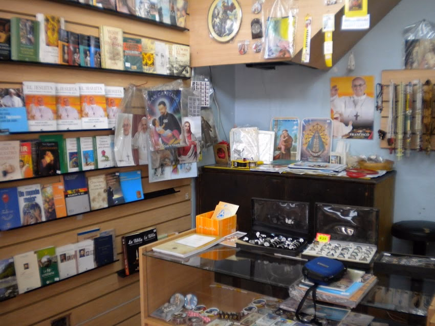 Librería y Santería Santa Teresita