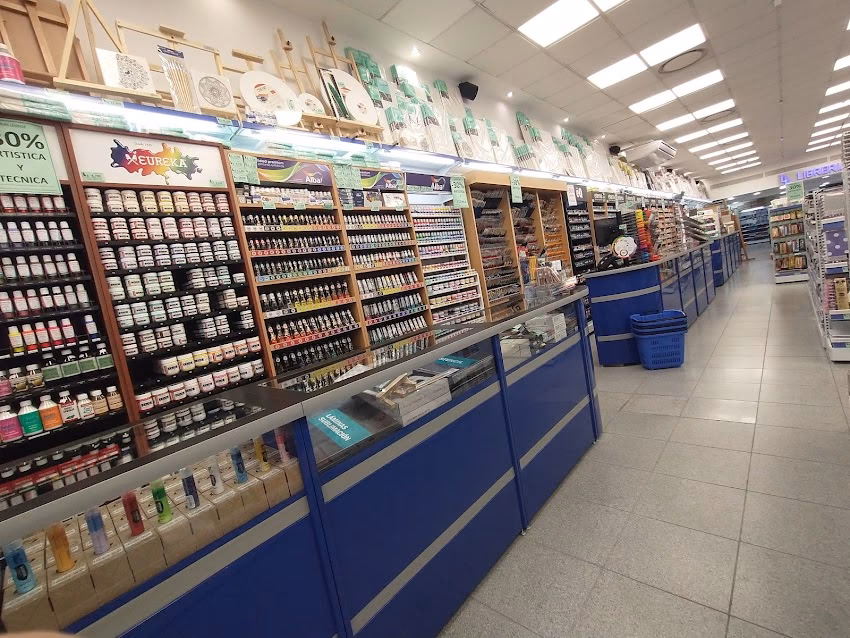 Librerías Levalle Cabildo y Lacroze