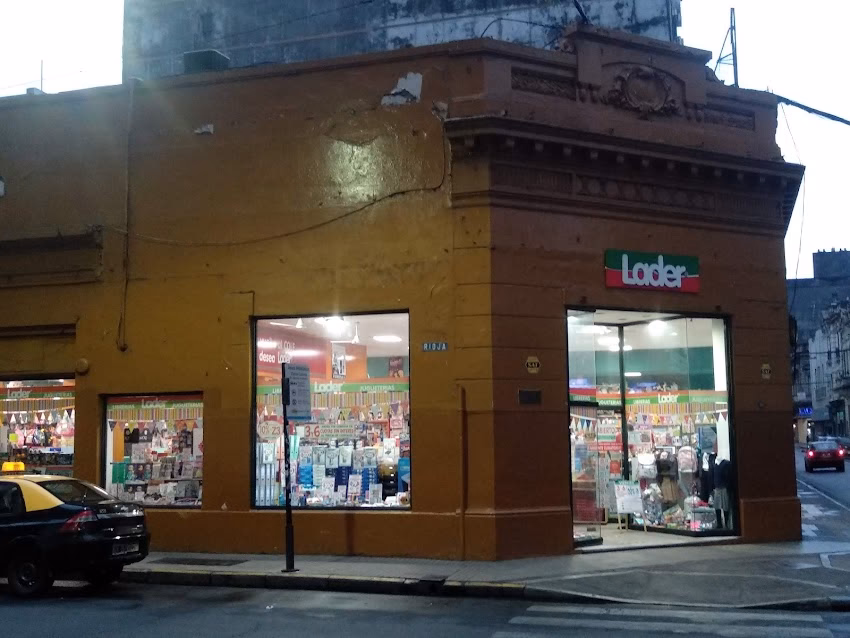 Librerías y Jugueterías Lader