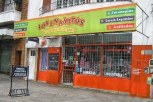 Los Enanitos Juguetería Libreria