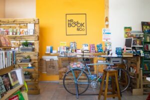Mr Book Co
