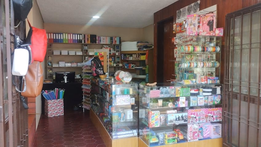 Presidente Derqui y Hungría