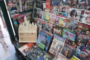 Puesto de información turistica revistas y colecciones Chelo