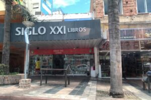Siglo Xxi Libros 9 De Julio 164 a metros del puente nuevo