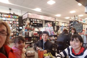 Tras Los Pasos Librería