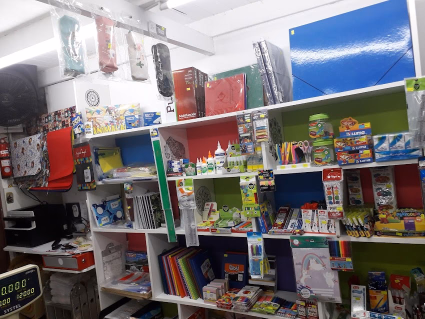 Vm Kiosco y art librería